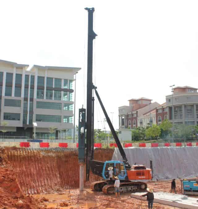 Piling Machine Kuala Lumpur, \Malaysia with Hydraulic Hammer Systems